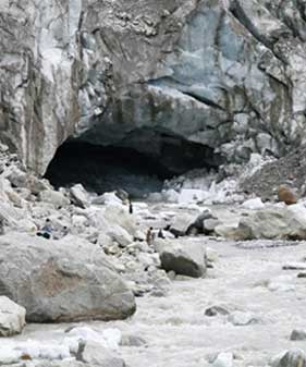 Gangotri & Gaumukh Tour